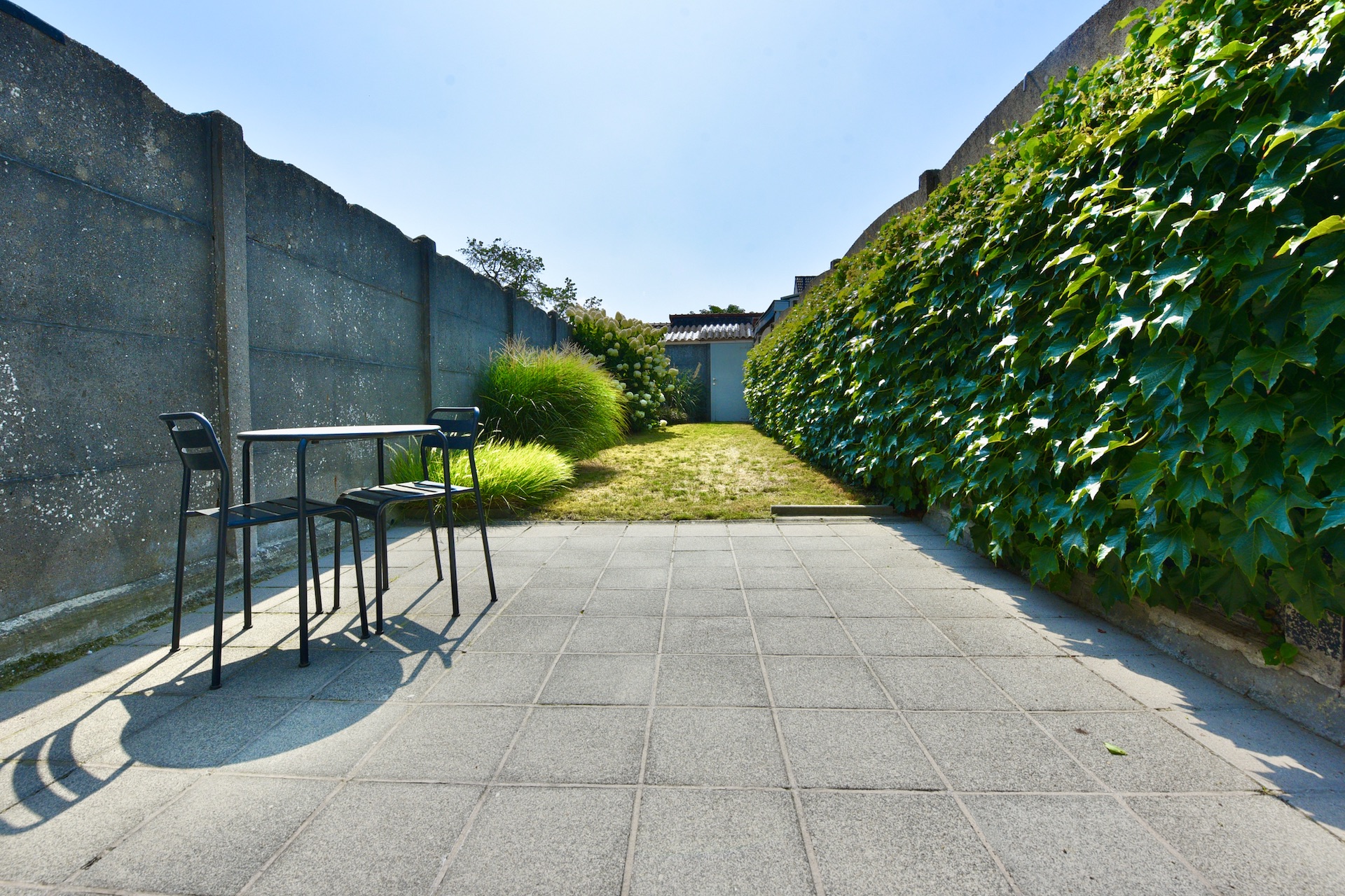 Handelszaak met woonst, 2 slpk, terras en garage* - Bieden vanaf 250.000 EUR** - foto 2