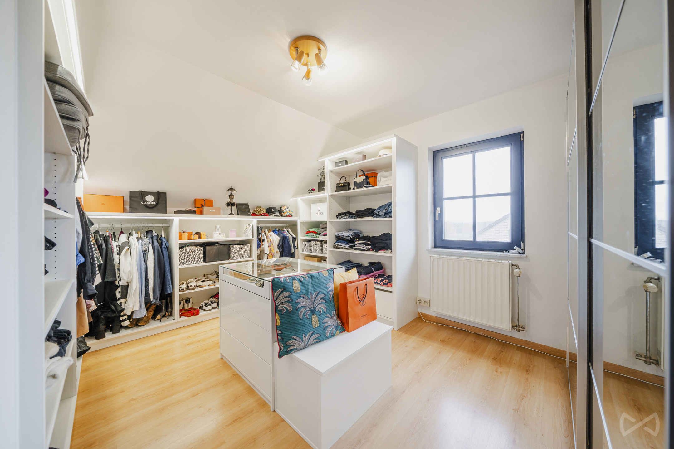 We Invest Hesbaye biedt … 0499/19.25.45 - foto 2