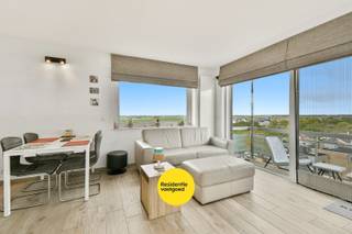 Dit charmante en bijzonder lichtrijke appartement bevindt zich op een unieke ligging aan de Zeedijk van Middelkerke en geniet van...