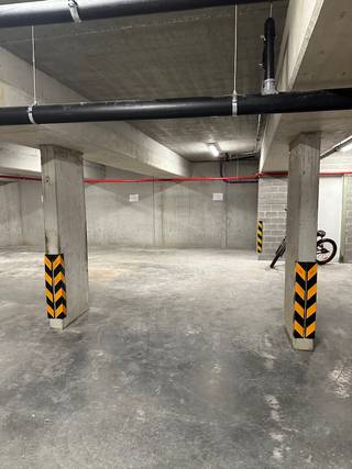 Garage for rent in Evergem