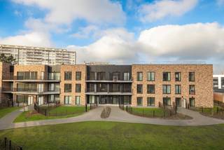 <p>Agatha Garden : Living completely green!</p>
<p>Agatha Garden is a unique project in Berchem-Sainte-Agathe, just on the outskirts of Grand-Bigard.</p>
<p>The project meets current energy standards and is built according to the "Future Proof" concept.</p>
<p>Located on the beautiful Avenue de Selliers de Moranville, yet surrounded by an abundance of nature, Agatha Garden has its own garden and offers a varied range of flats.</p>
<p>Make an appointment and visit our model!</p>
<p></p>
<p>> PEB A or B+</p>
<p>> Cellar mandatory (5.000 €)</p>
<p>> Parking spot available</p>