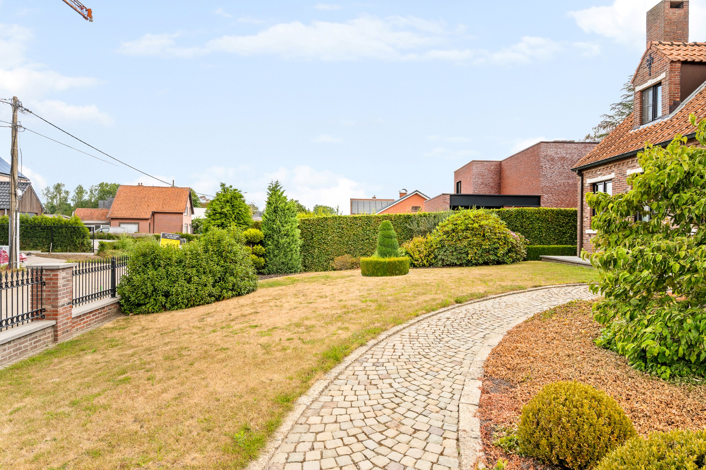 Spacious, solidly built villa on 2,092 m² in a rural setting in Schulen (Herk-de-Stad). - photo 5