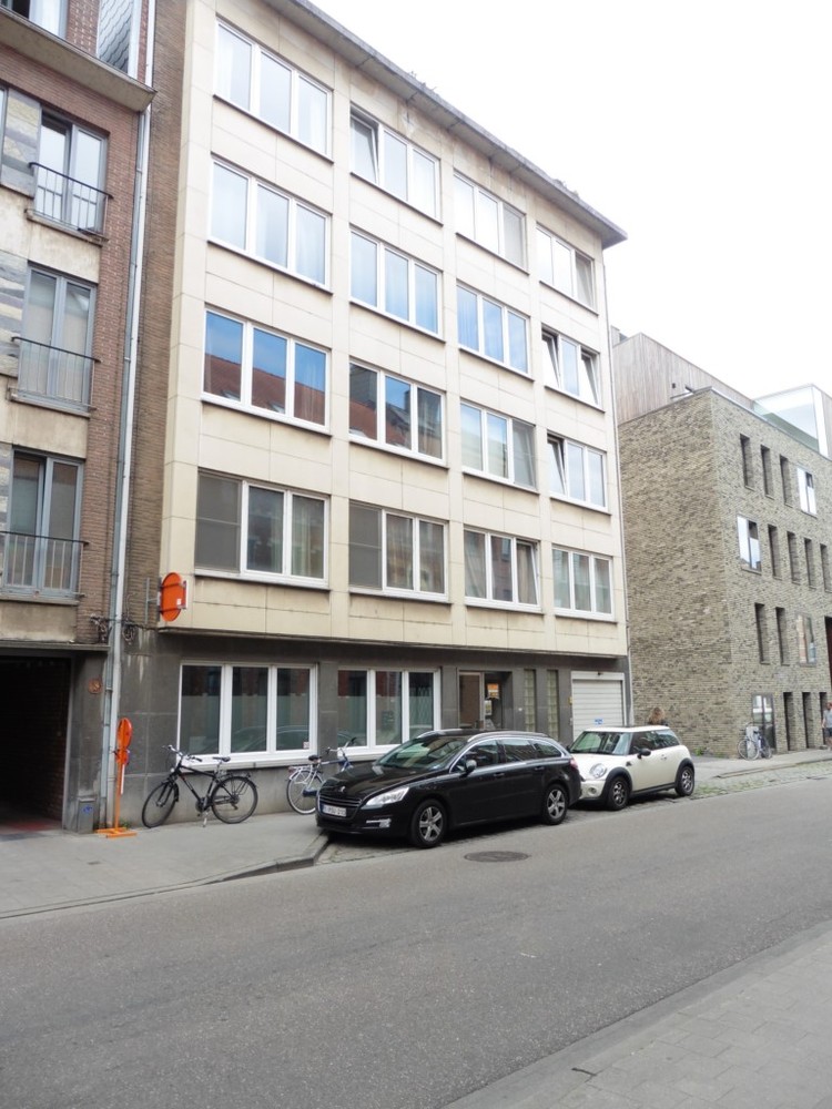 Inpandige autostaanplaats centrum Leuven - nabij Vaartkom - foto 2