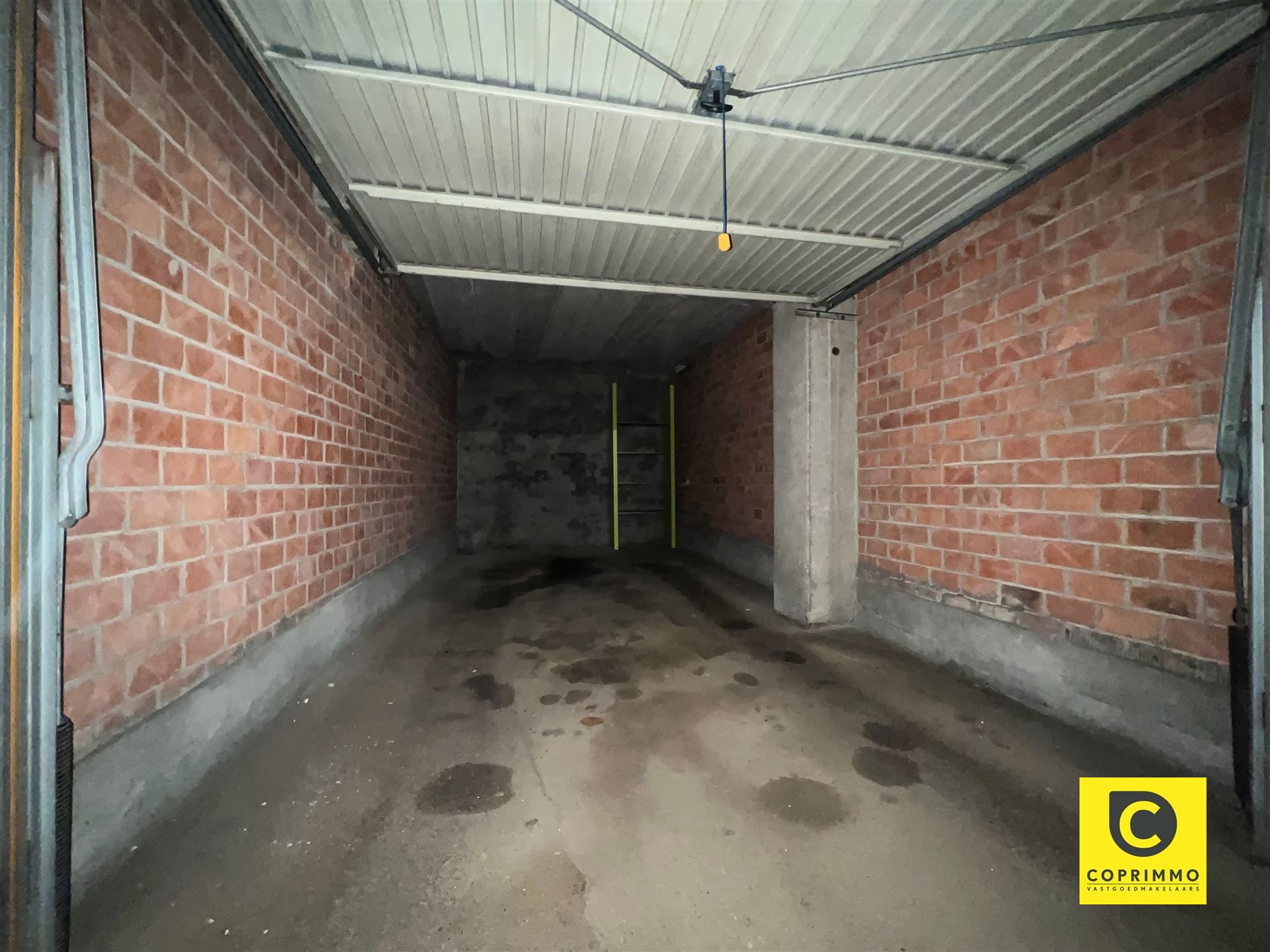 Ondergrondse garagebox, zeer centraal gelegen op de Fruithoflaan! - foto 4
