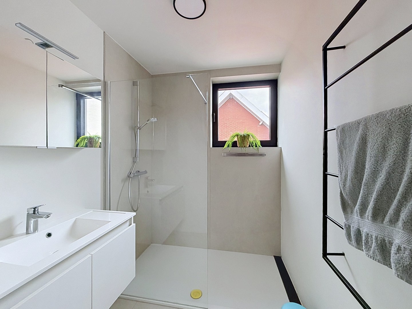 Energiezuinig 2-slaapkamerappartement met terras en zonnepanelen in Gentbrugge - foto 5