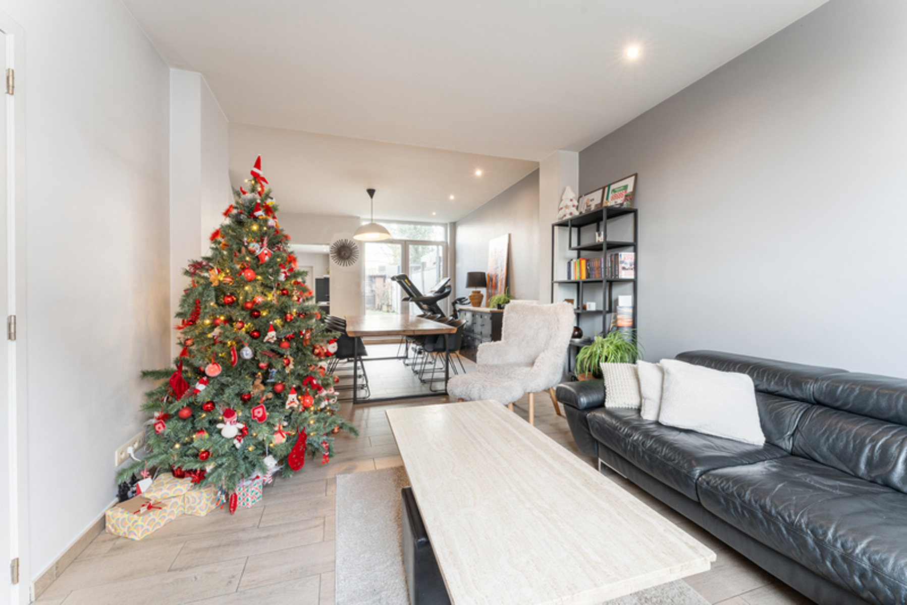 Vernieuwde woning met garage en stadstuintje - foto 5