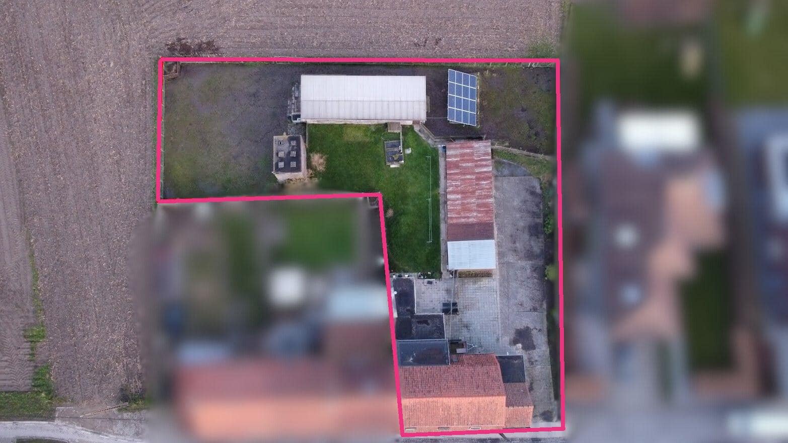 Langemark - Ruime woning met 5 garages en loods 100m² - foto 4