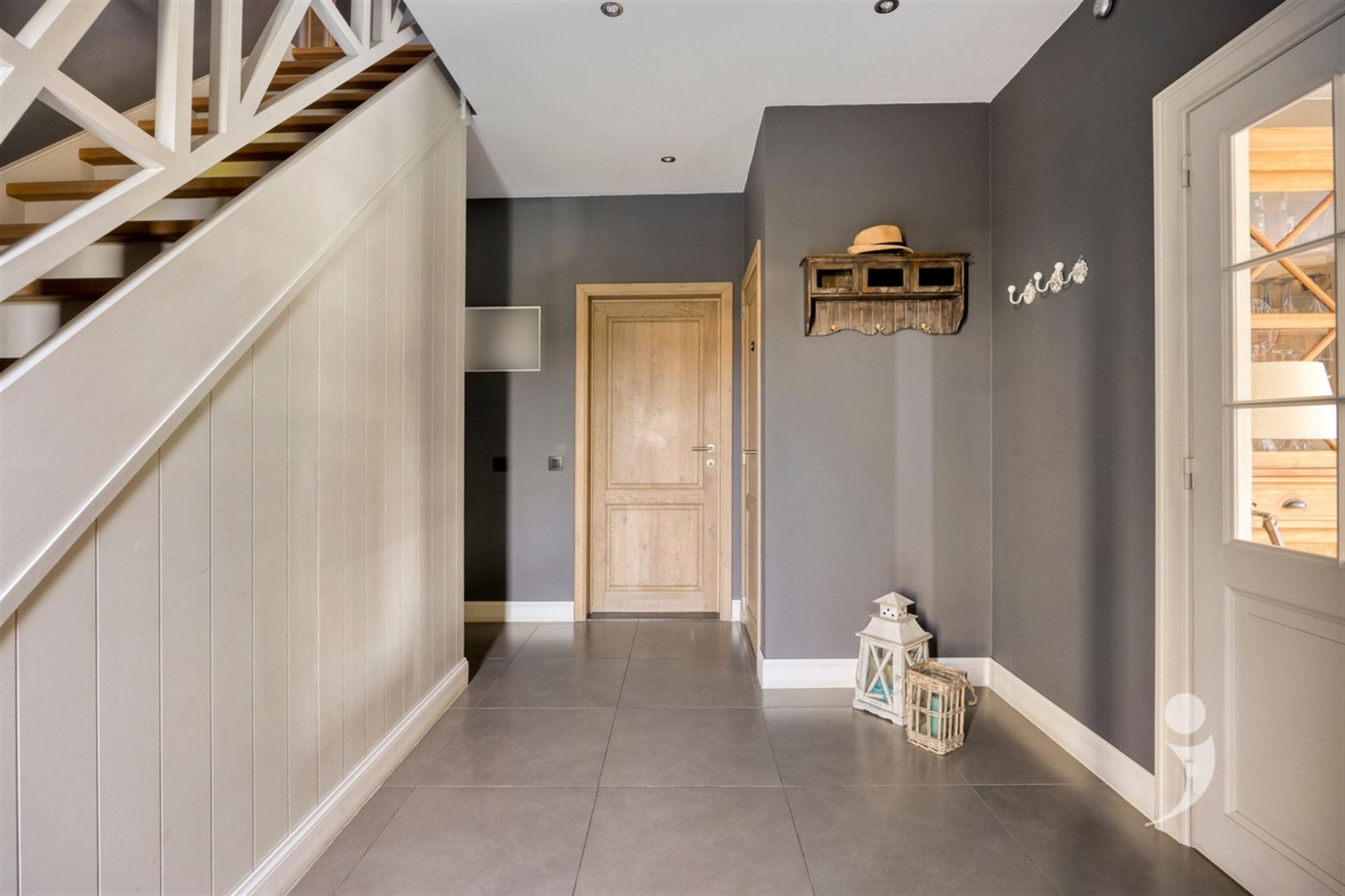 Prachtige villa met hoogwaardige afwerking - foto 4