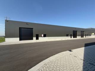 Nieuwbouw KMO-unit van 445 m² maakt deel uit van het gloednieuwe hoogwaardige bedrijvenpark MG PARK ARSELA in Tielt. Het park is fantastisch...