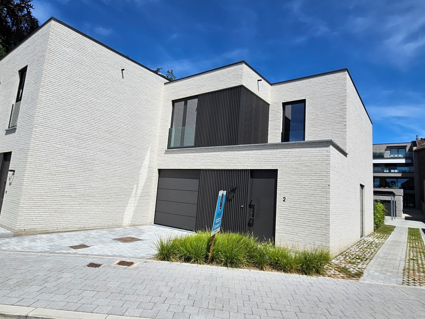 Instapklare nieuwbouwwoning in hartje Harelbeke - 6% btw! - foto 4
