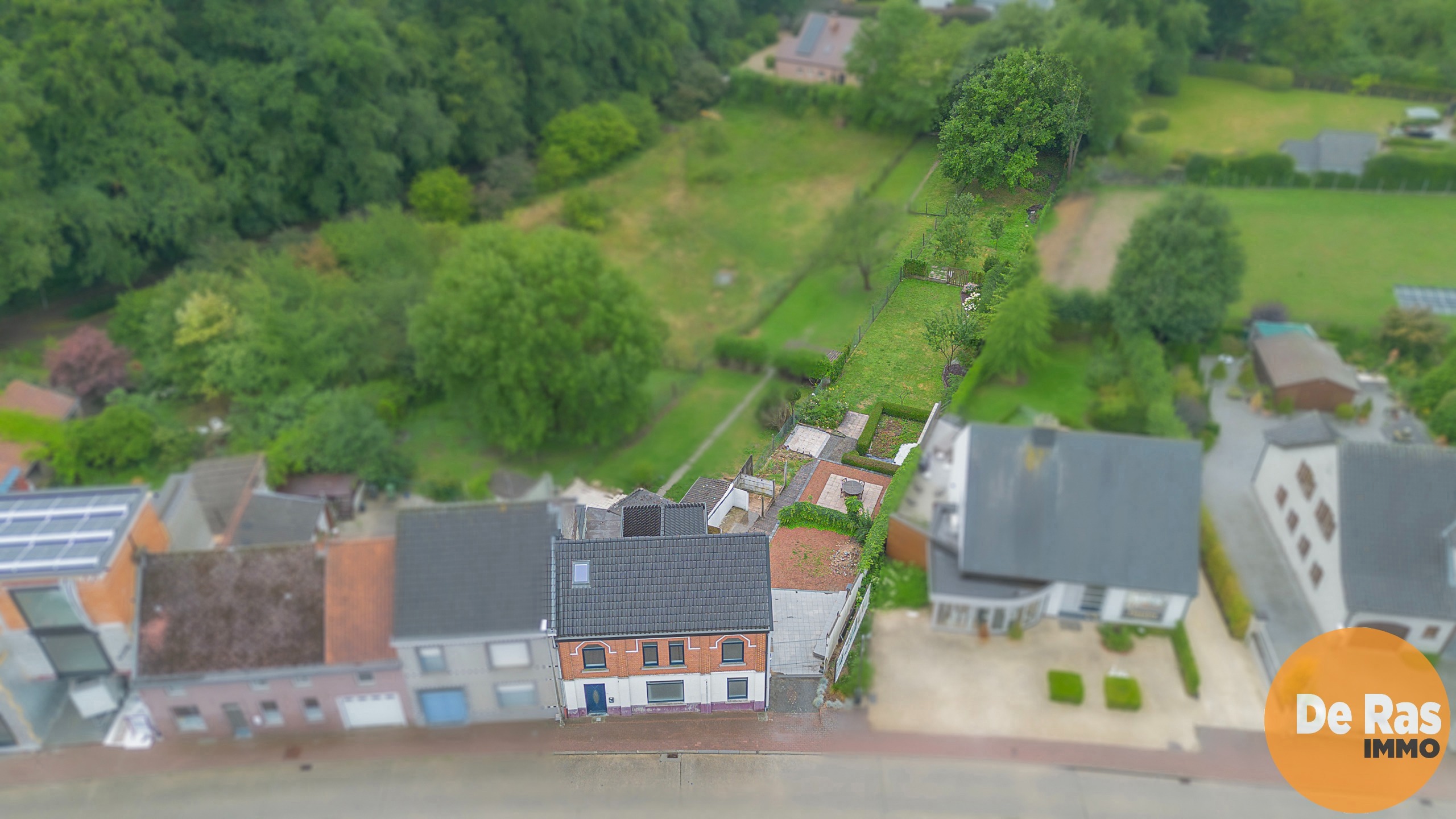 ZOTTEGEM - Gunstig gelegen en gerenoveerde woning met tuin! - foto 2