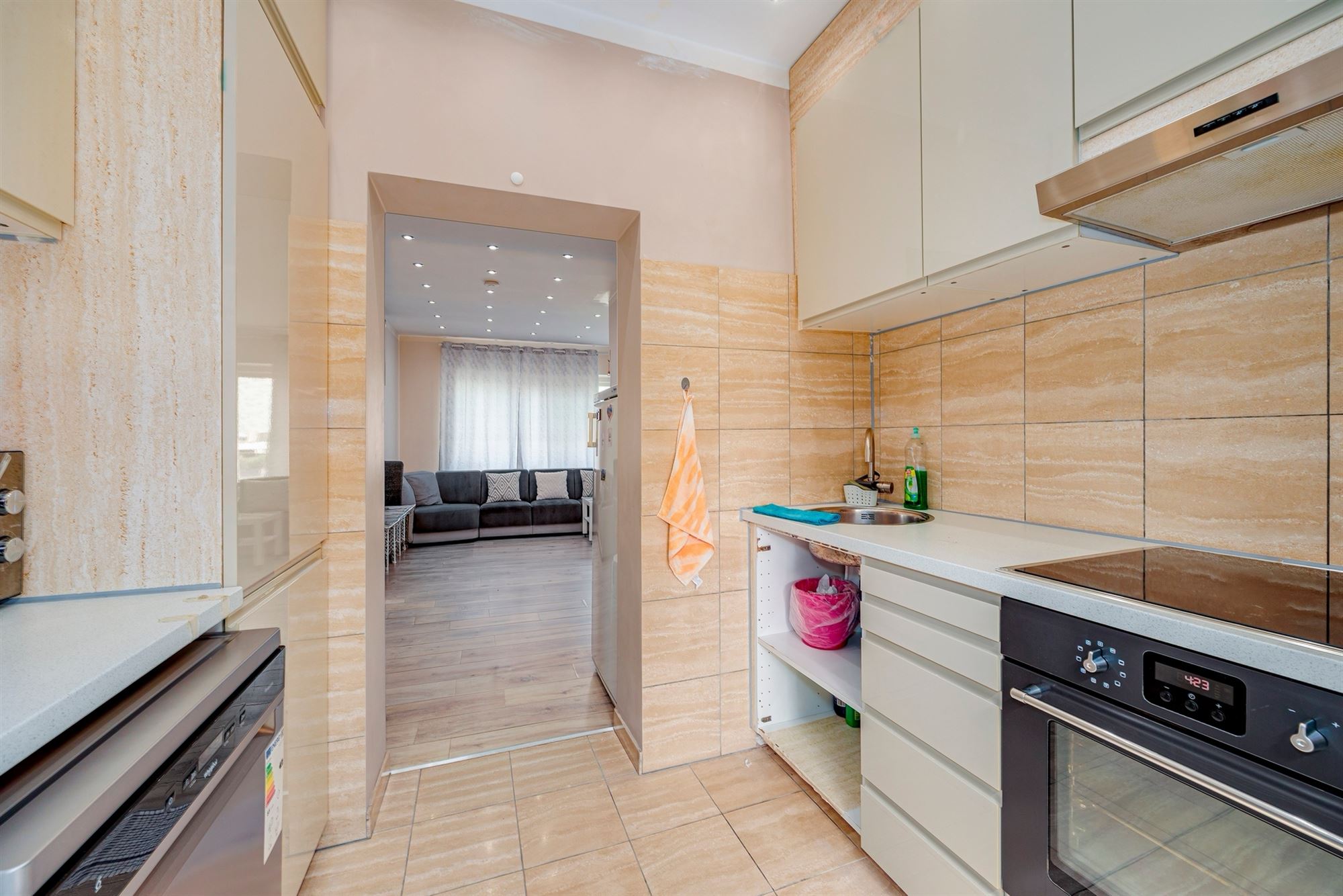 Vergund opbrengstpand met handelsruimte en duplexappartement - foto 5