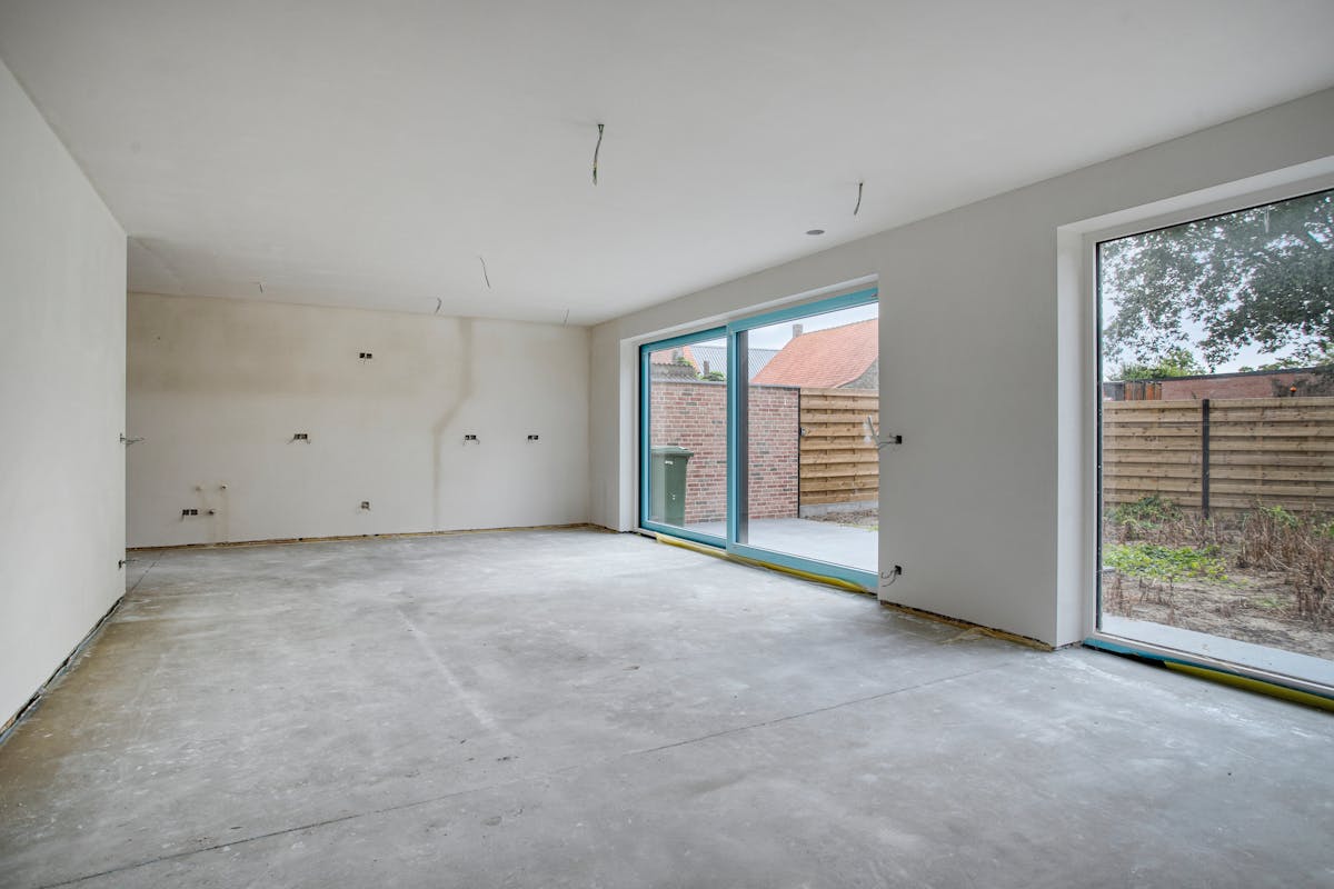Halfopen nieuwbouwwoning te koop met 3 kamers, oprit en tuin - foto 5