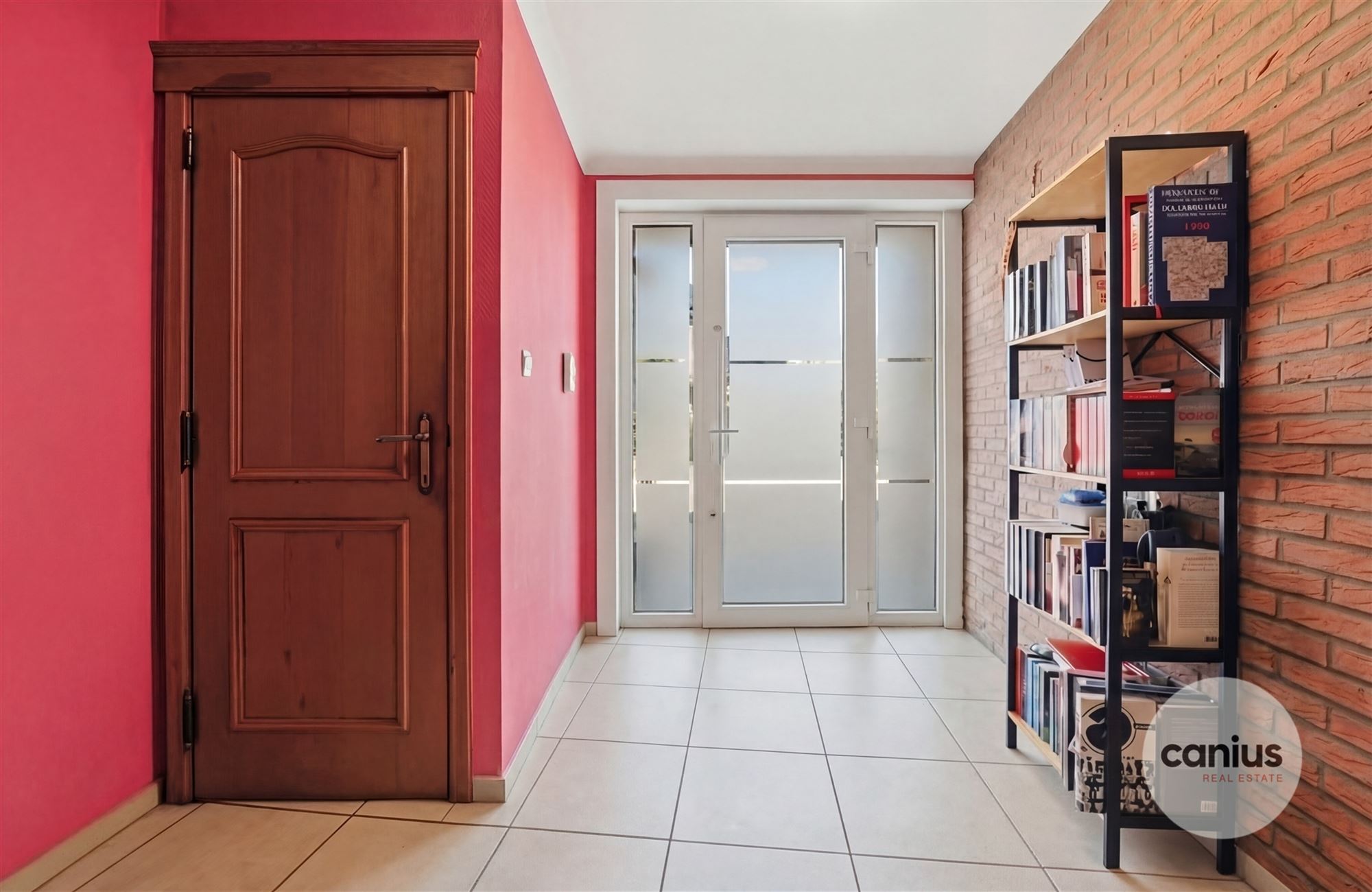 CHARMANTE BEL-ETAGE WONING MET 3 SLAAPKAMERS, GARAGE EN TUIN - foto 4