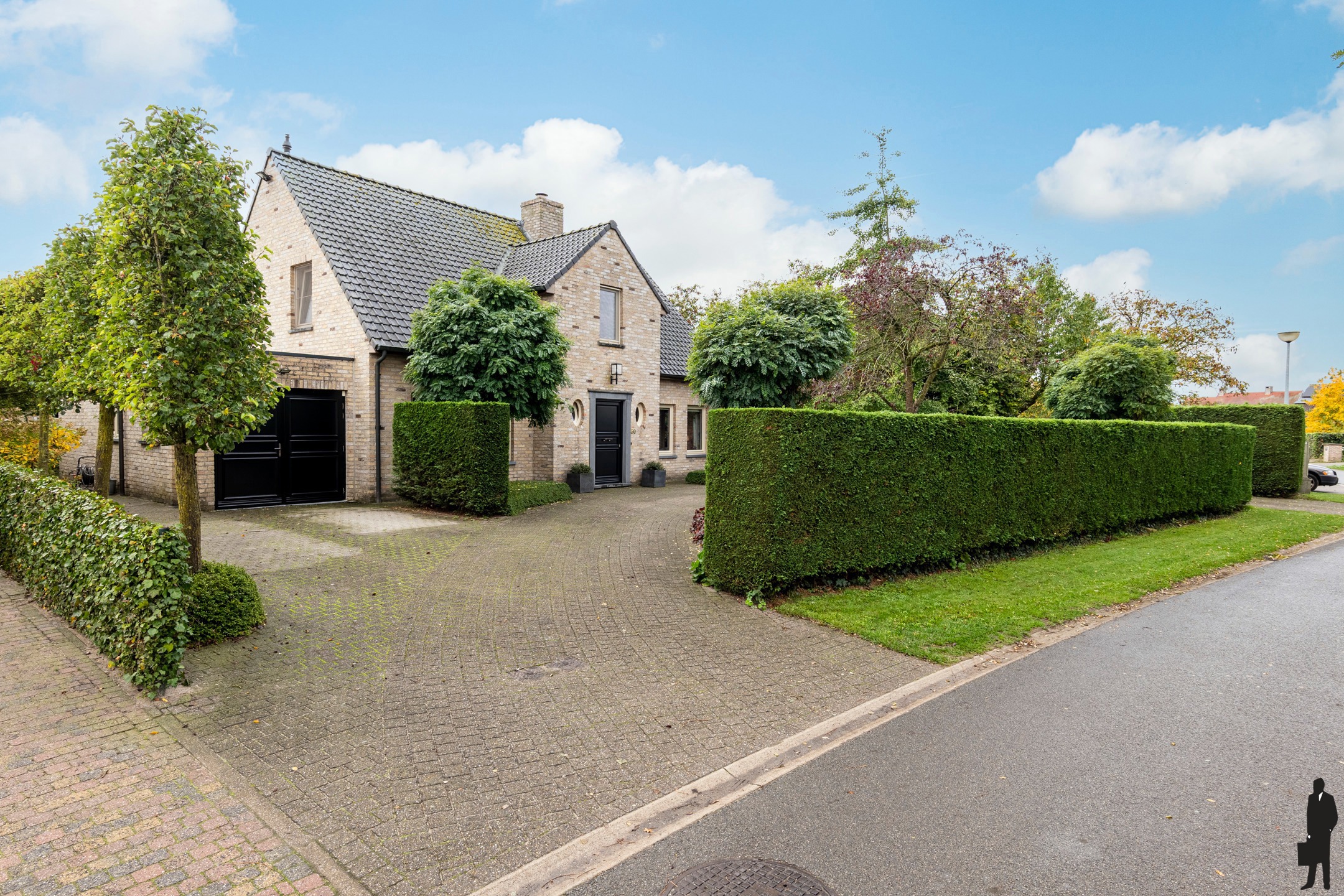 Vrijstaande woning uit 1999 op ca. 1.000m² nabij NL grens. - foto 1
