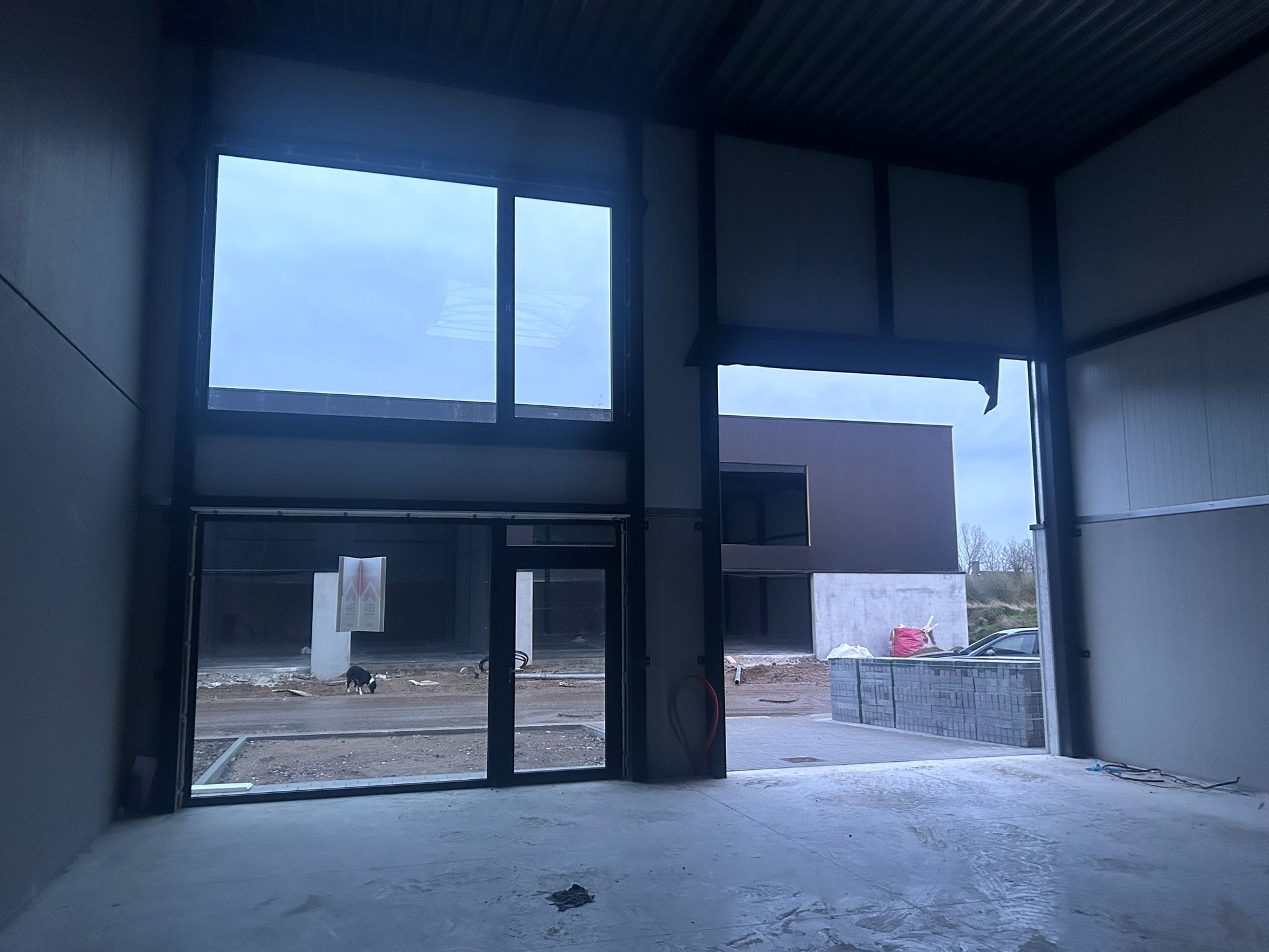 Bedrijfsunit te huur in Elverdinge – 158 m² met 3 parkings - foto 5