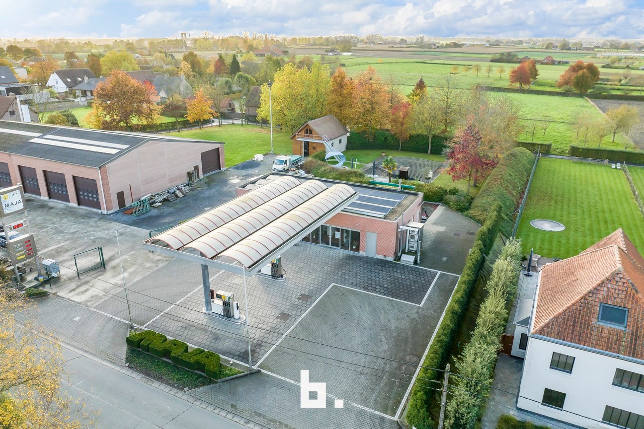 Tankstation met bijhorende shop - foto 1