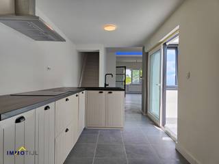 Inschrijven voor een afspraak is enkel mogelijk bij de advertentie van het pand op onze website www.immotijl.be.U kan deze recent gerenoveerde woning...