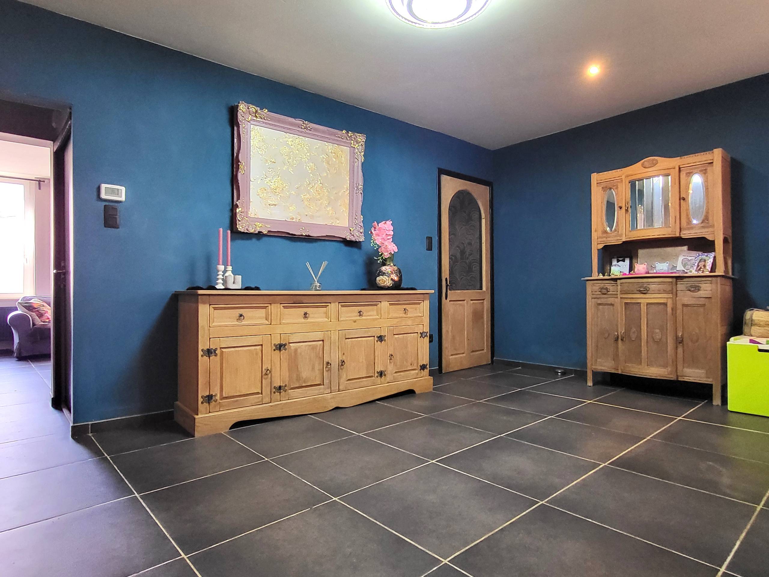 Ruime en karaktervolle gezinswoning op een perceel van 480 m² met zuidoostgerichte tuin, gelegen aan de centrumrand van Brakel.  - foto 5