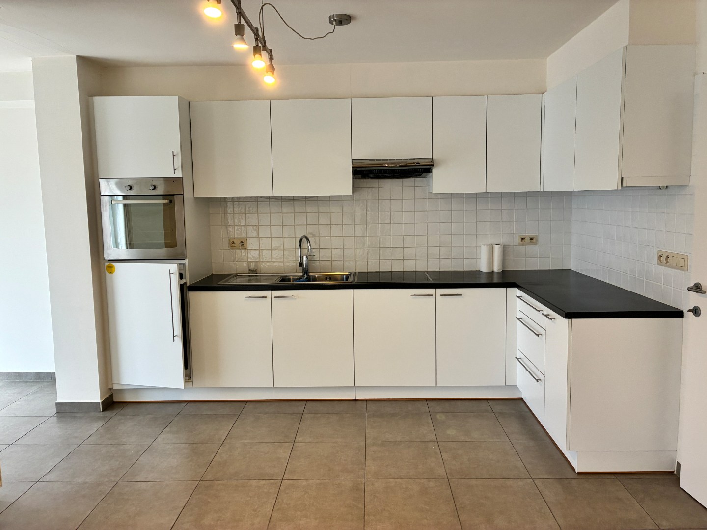 Apartment for rent in Asper with 2 bedrooms - photo 4