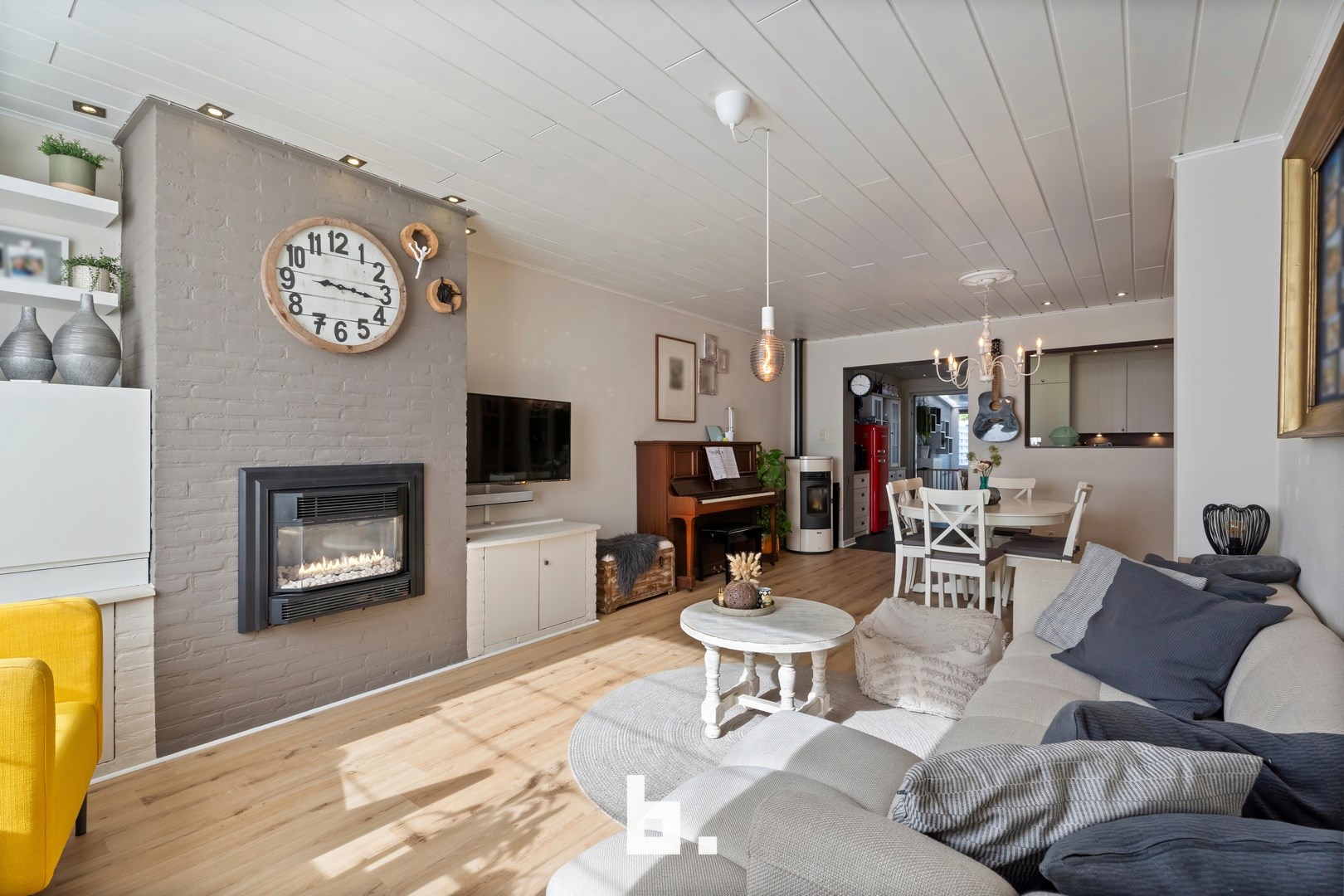 Lichtrijke en instapklare woning op centrale locatie - foto 2