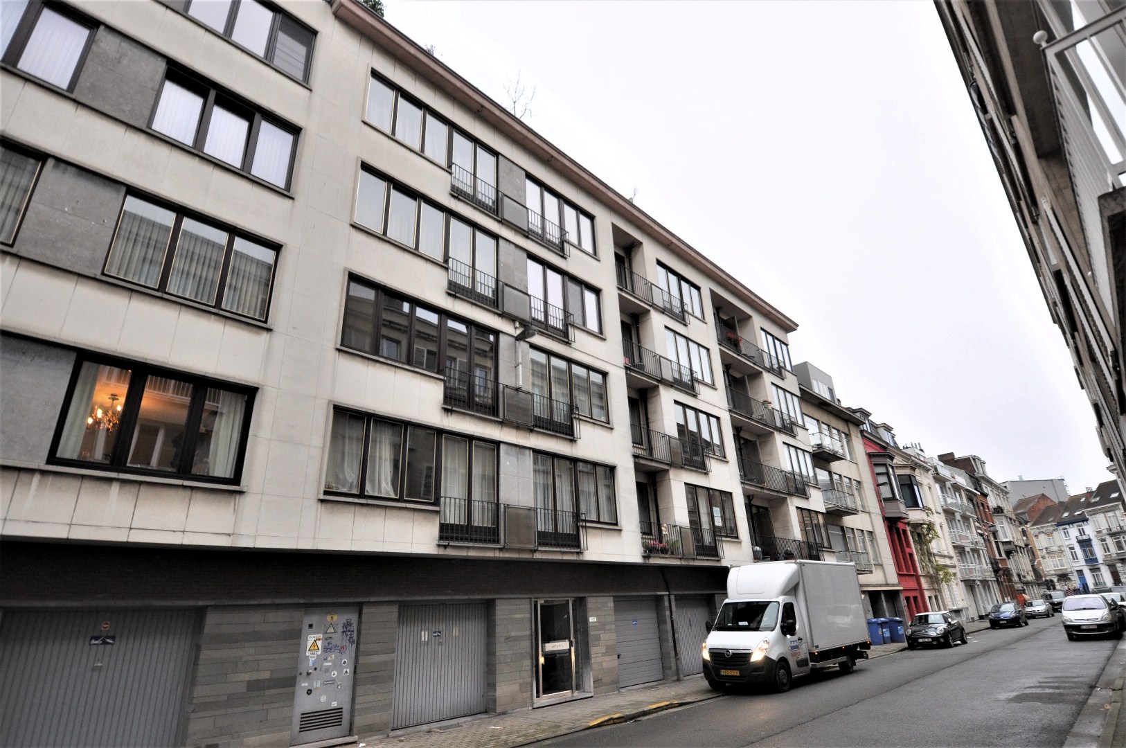 Appartement met 2 slaapkamers nabij Gent Sint-Pieters station - foto 2