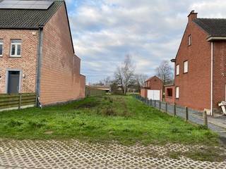 Te Koop: Bouwgrond voor Halfopen Bebouwing – Rustige Ligging in Berlaar!Ben je op zoek naar de perfecte plek om jouw droomwoning te bouwen?Deze...