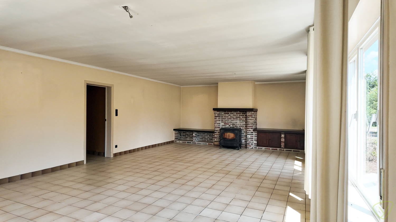 Te renoveren woning met weide op royaal perceel in Eeklo - foto 4