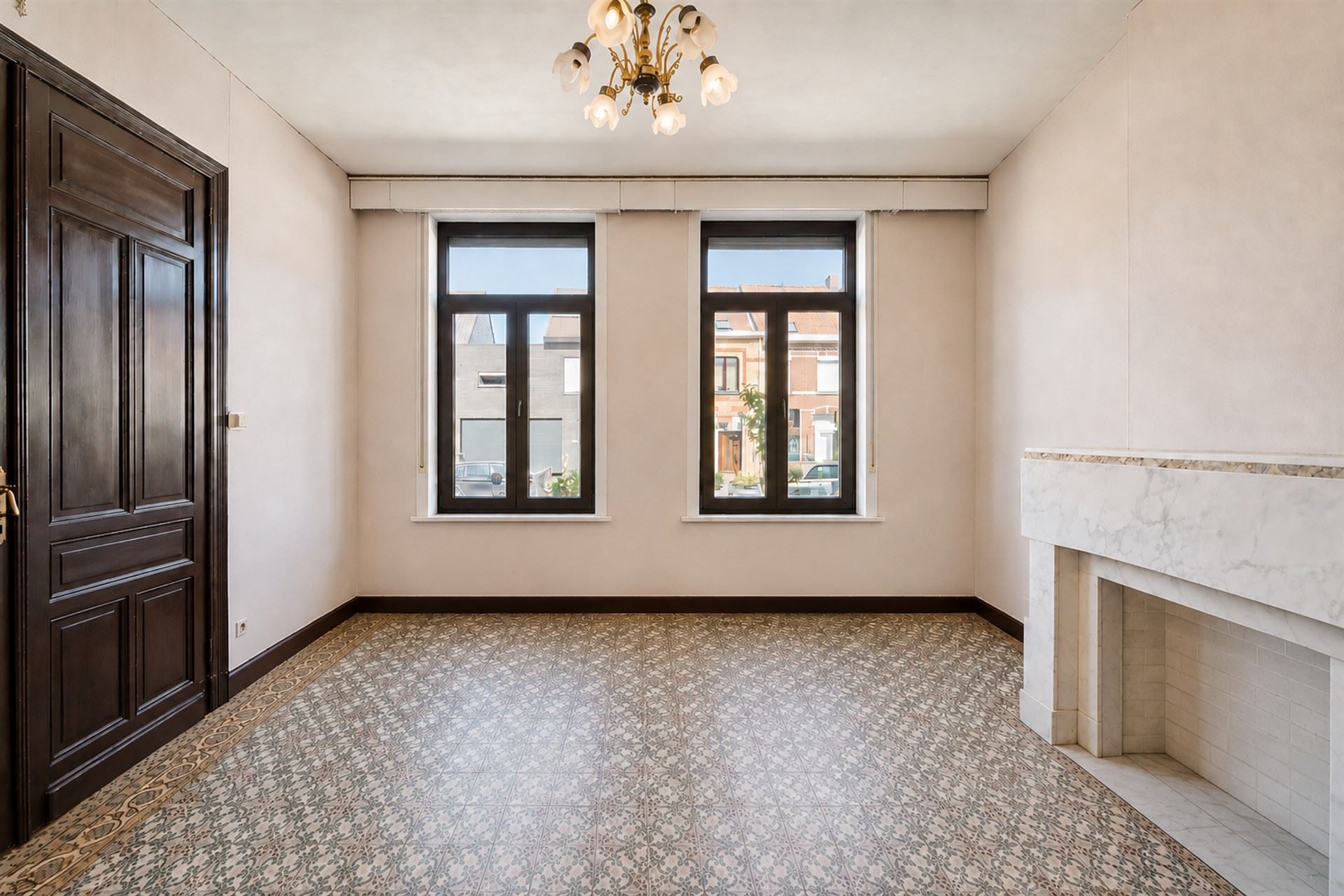 Karaktervolle woning met 3 slpk &amp; tuin - veel potentieel! - foto 3