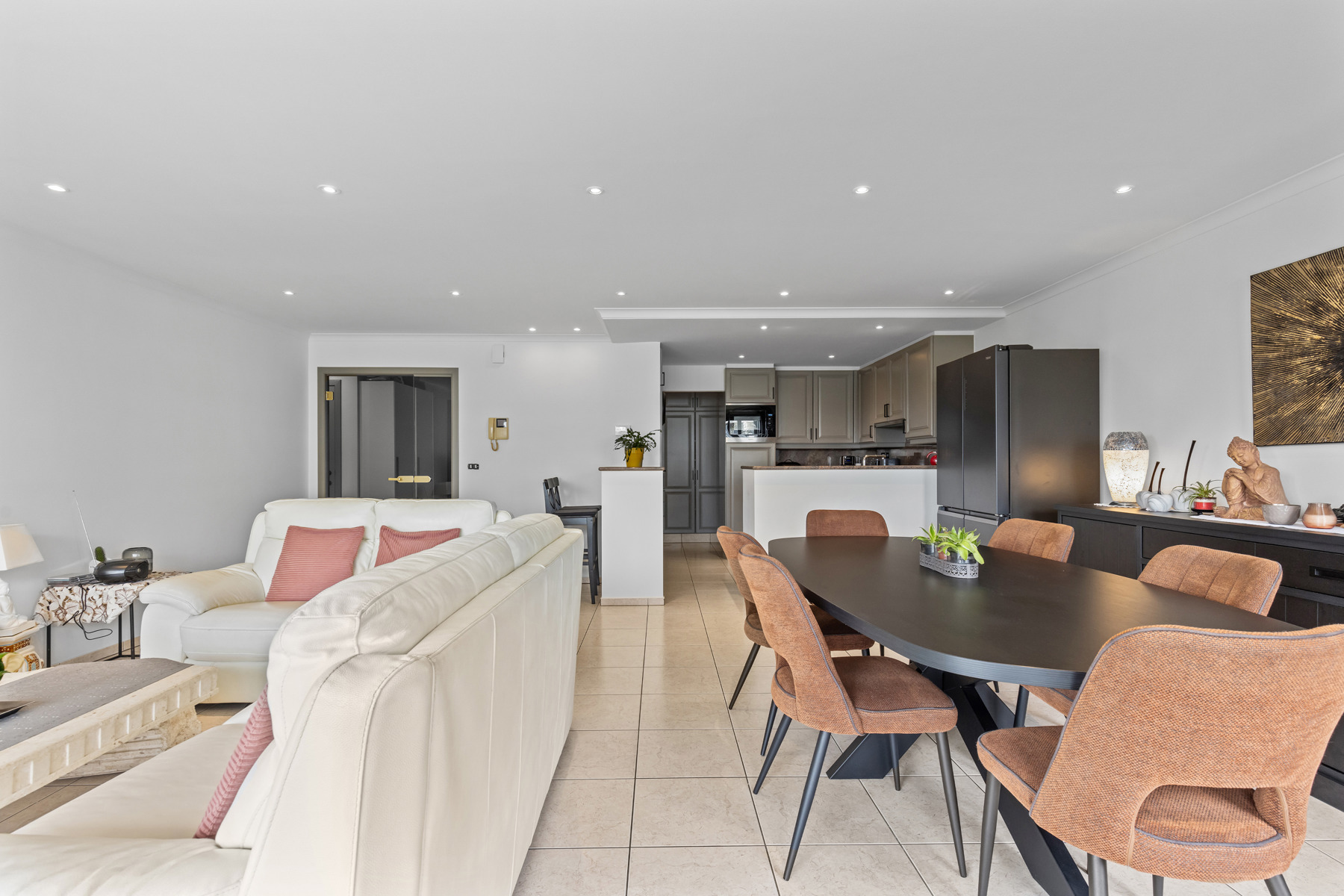 Ruim en lichtrijk appartement te koop in Oostende - foto 4