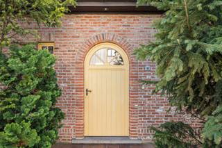 Kom deze robuuste villa ontdekken in de Maagdenput nummer vier op de hoek met heel veel mogelijkheden. Na een grote opruimactie en afbraak van...