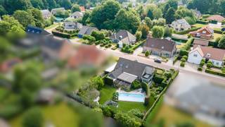 Deze goed onderhouden woning is gelegen aan de Harmonielaan 7, in een rustige en groene woonwijk die deel uitmaakt van de groene gordel rond...