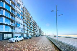 Découvrez ce charmant appartement situé en plein cœur de Wenduine, un quartier prisé pour son cadre de vie paisible et sa proximité immédiate avec...