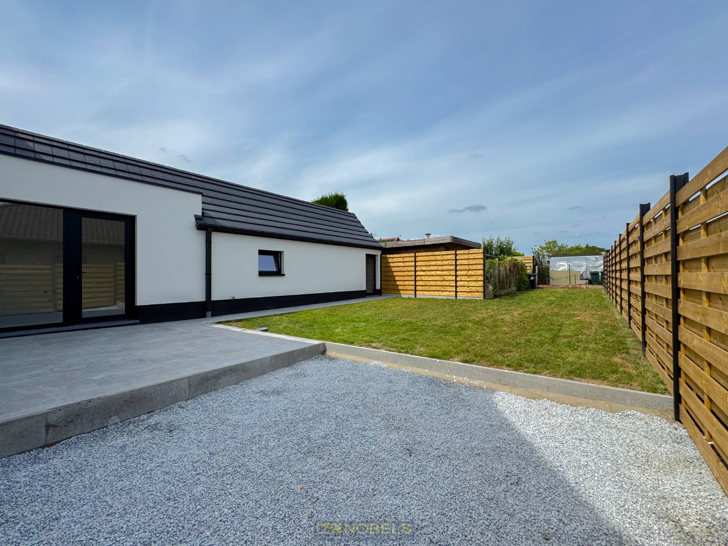 Te koop, compleet gerenoveerde gezinswoning met 4 slaapkamers en tuin te Kruisem - foto 3