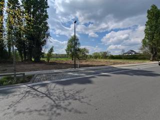 Mis deze unieke kans niet! Slechts sporadisch komt er op deze locatie bouwgrond voor open bebouwing te koop. LOT 1 ( Groenstraat 45 ) is...