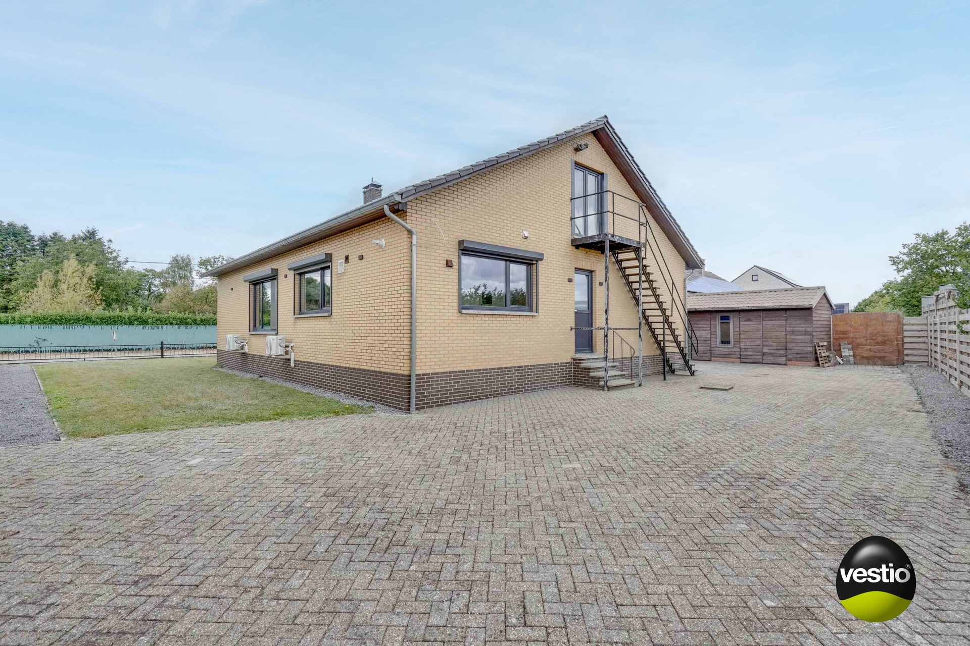 GERENOVEERDE WONING MET 5 SLAAPKAMERS - foto 5