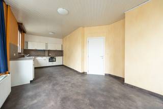 Gelegen in de gegeerde en karaktervolle wijk Zurenborg, op wandelafstand van de levendige Dageraadplaats, vindt u deze ruime stadswoning met...