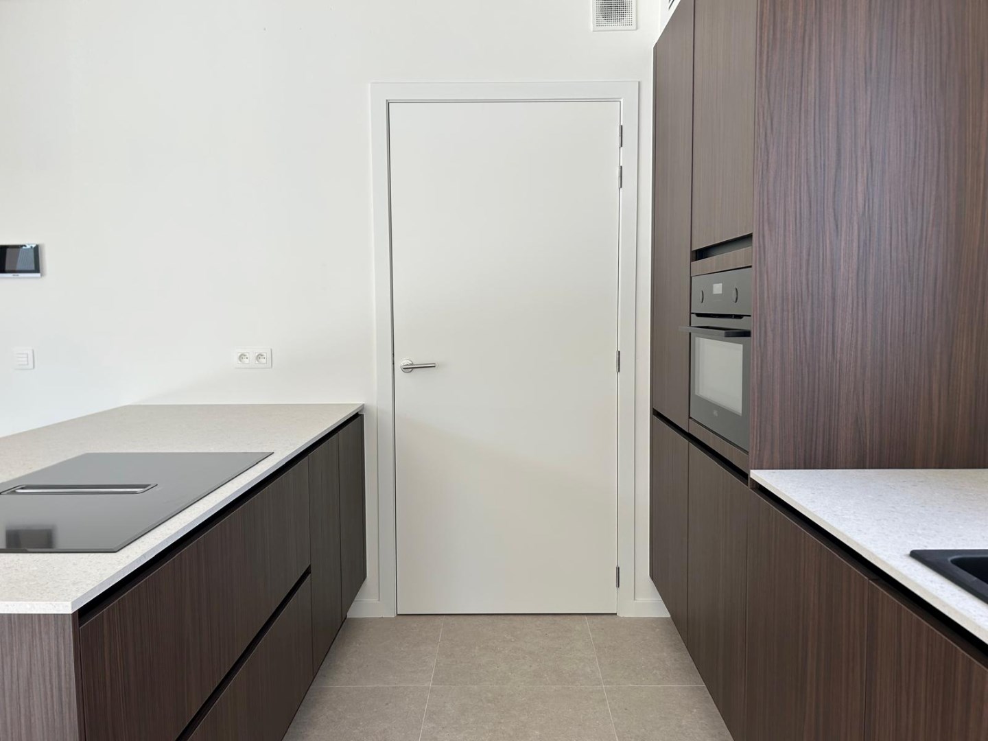 Gelijkvloers/hoek appartement TE KOOP  in 'residentie Daniël &amp; Zozima'. - foto 5