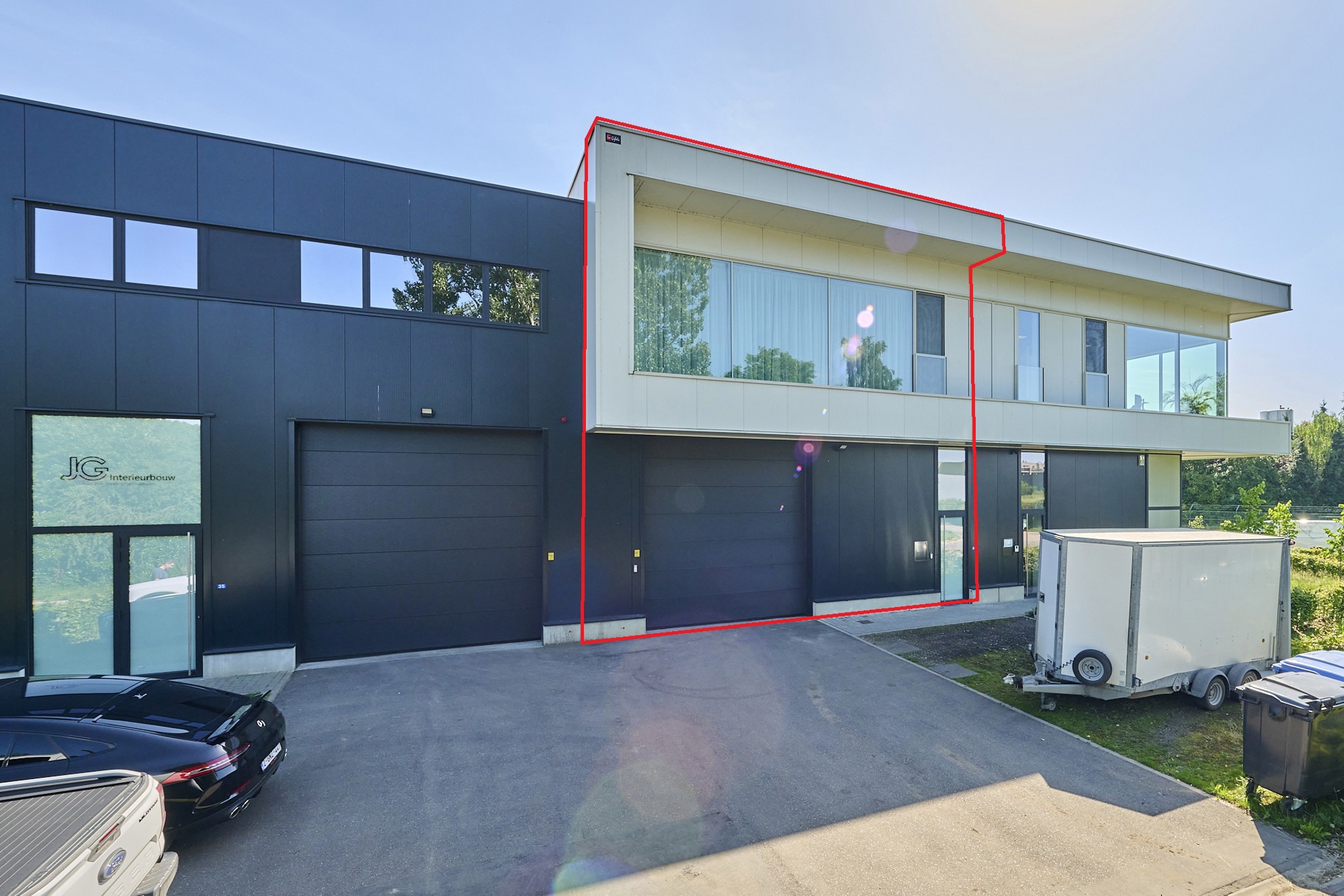 TE KOOP: KMO-UNIT MET KANTOOR/SHOWROOM TE BILZEN - foto 1