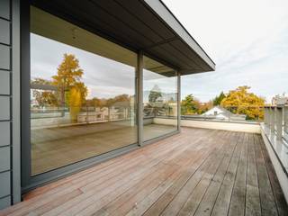 Dit penthouse, ideaal gelegen in de Europese wijk, biedt een bruto vloeroppervlakte van circa 241 m² (conform het Energieprestatiecertificaat -...