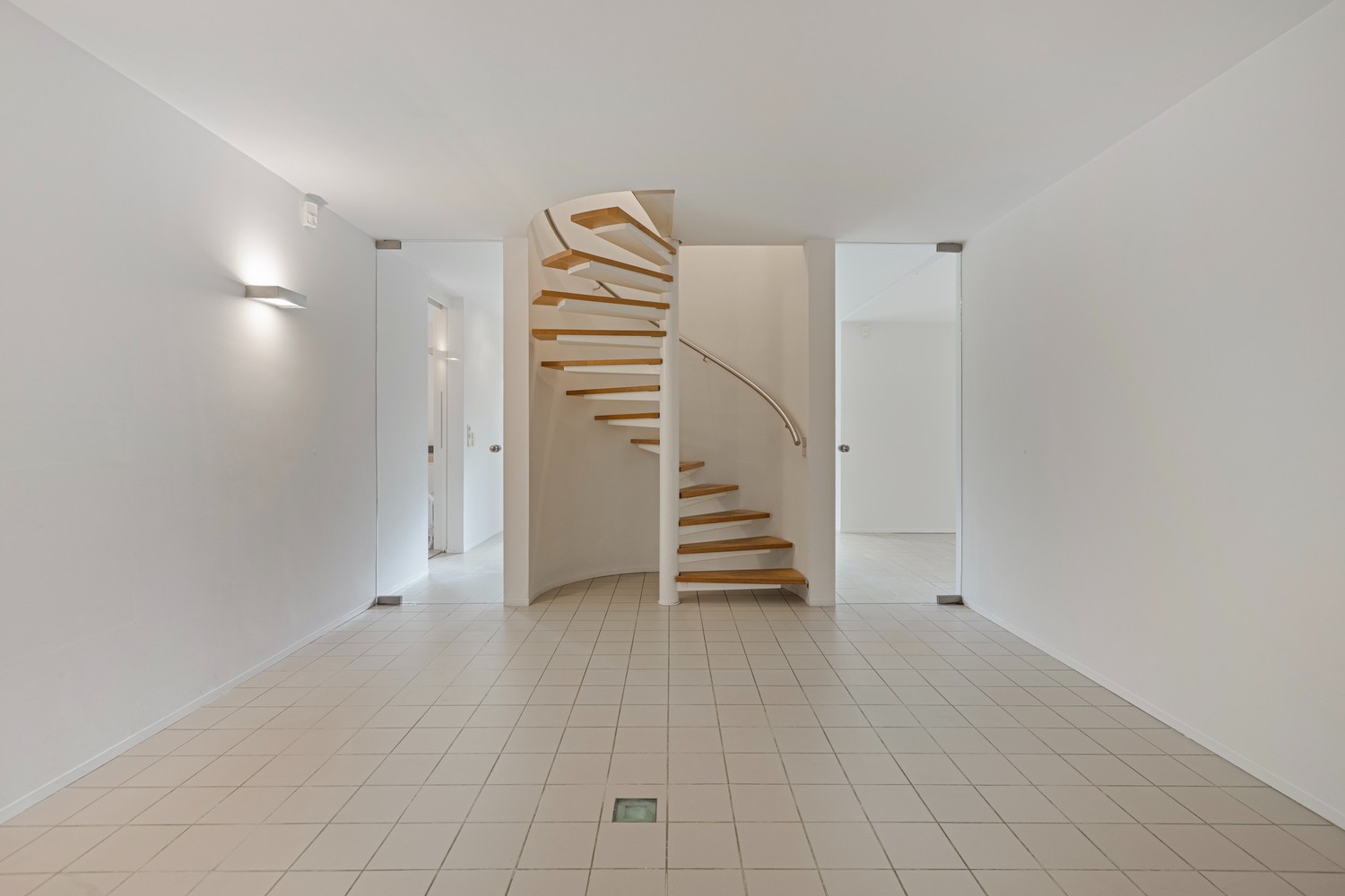 Moderne villa met ruime leefruimte, 4 slaapkamers en 2 badkamers op 13 are in gegeerde buurt Neerharen- Lanaken - foto 5