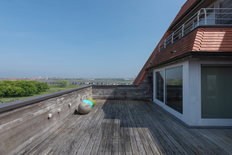 Exclusieve en unieke penthouse met 3 slpk en groot zonneterras - foto 2