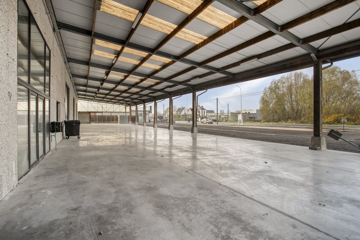 KMO-unit van 240 m² te huur in Kuurne - foto 4