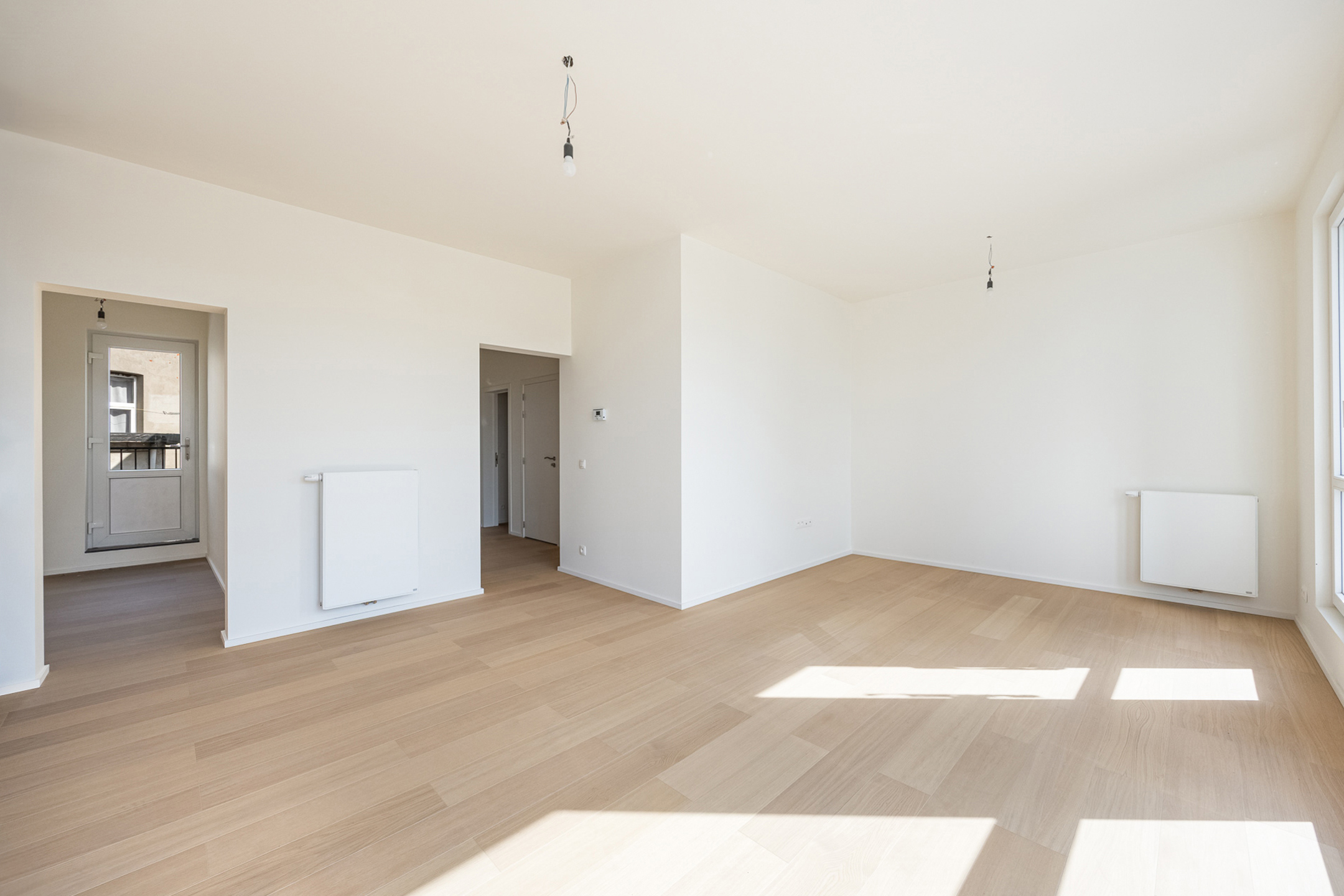 Gerenoveerd appartement met 2 slaapkamers op toplocatie - foto 5