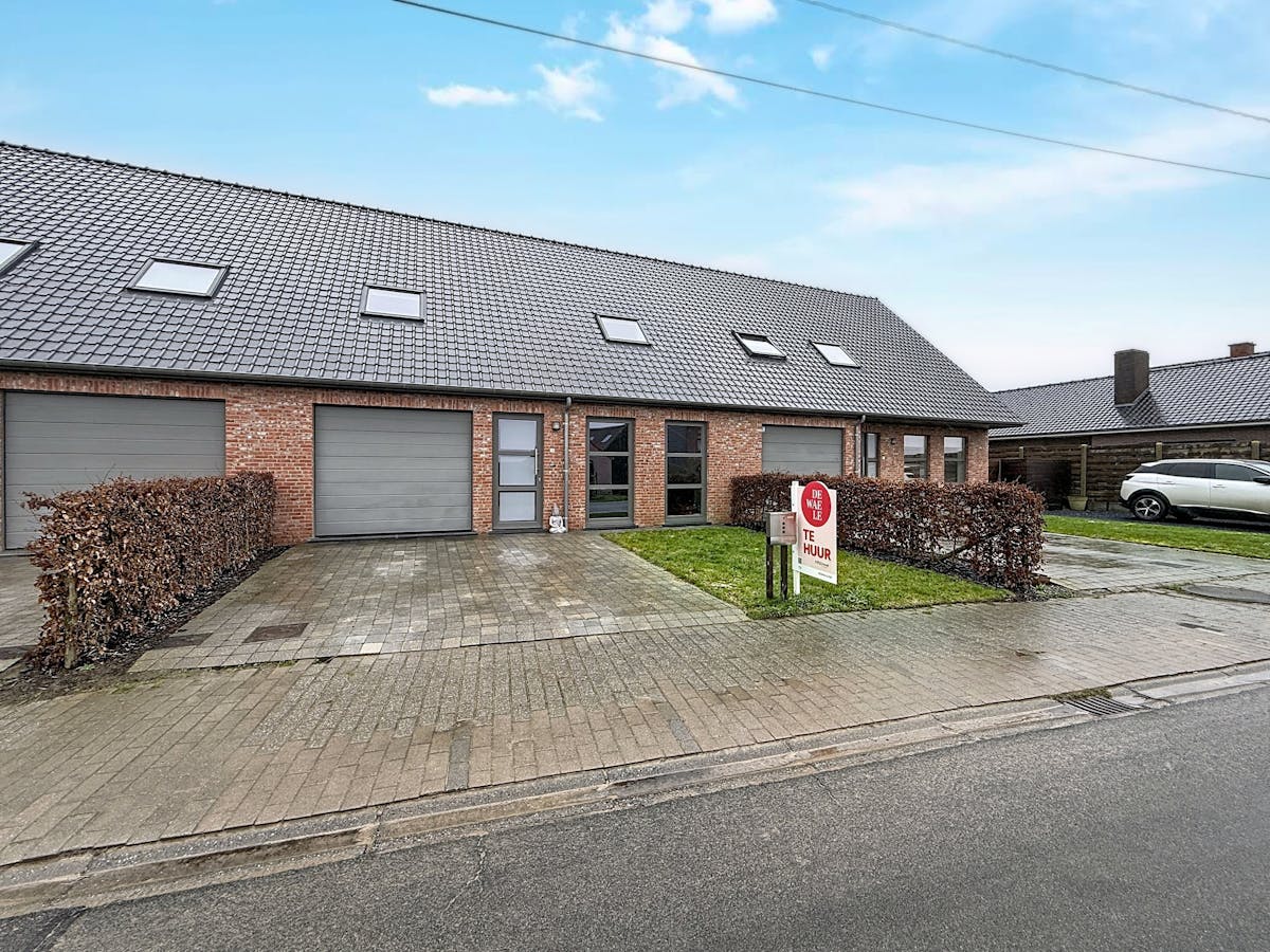 Maison neuve moderne avec 3 pièces, jardin et garage ! - photo 2