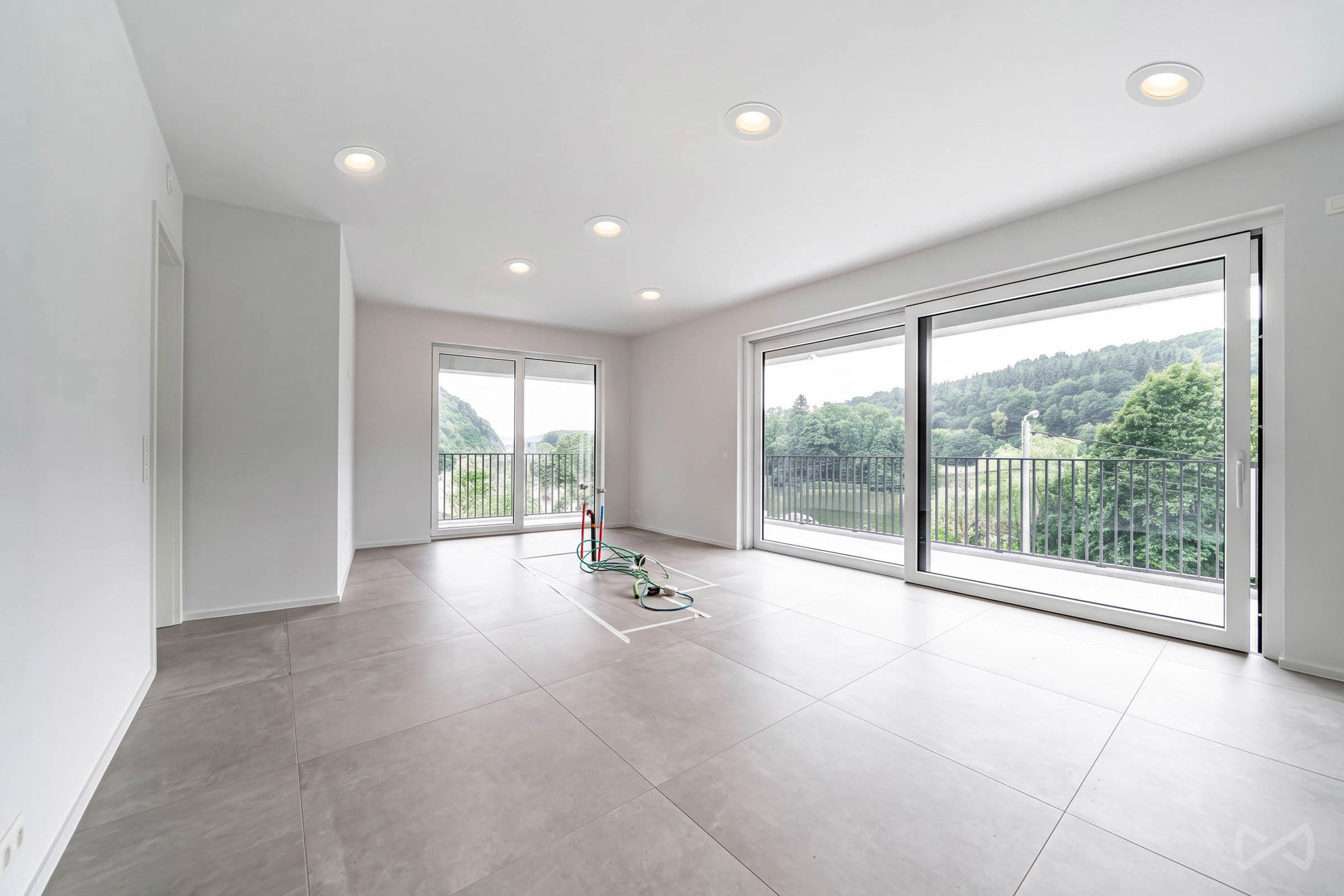 Appartement te koop in Yvoir met 2 slaapkamers - foto 2