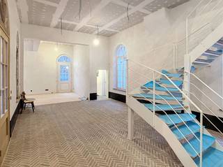 Karaktervolle kantoor- of commerciële ruimte te huur in hartje DiestIn het centrum van Diest, vlak bij de Citadel, bevindt zich dit volledig...