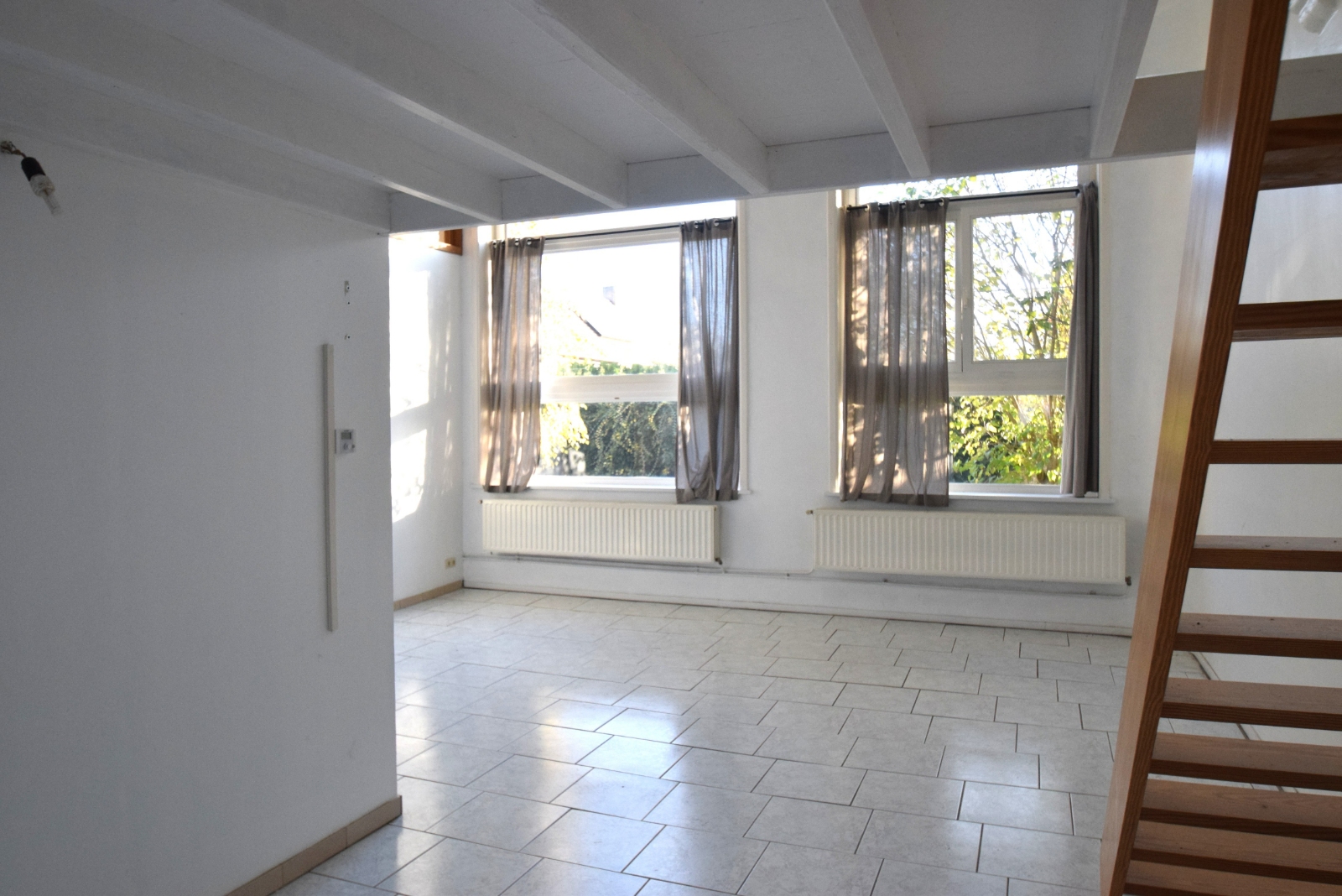 Leuke appartement te huur in het rustige Pollinkhove - foto 2