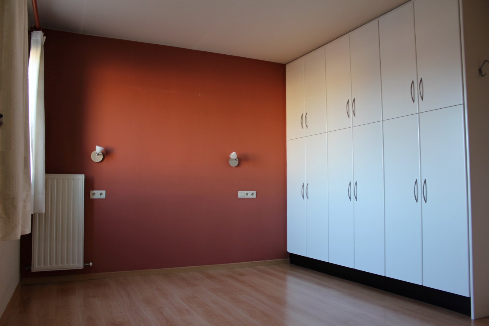 Lichtrijk duplex appartement in hartje Zonhoven (3slpk, 2badk, 2 parkings) - foto 4