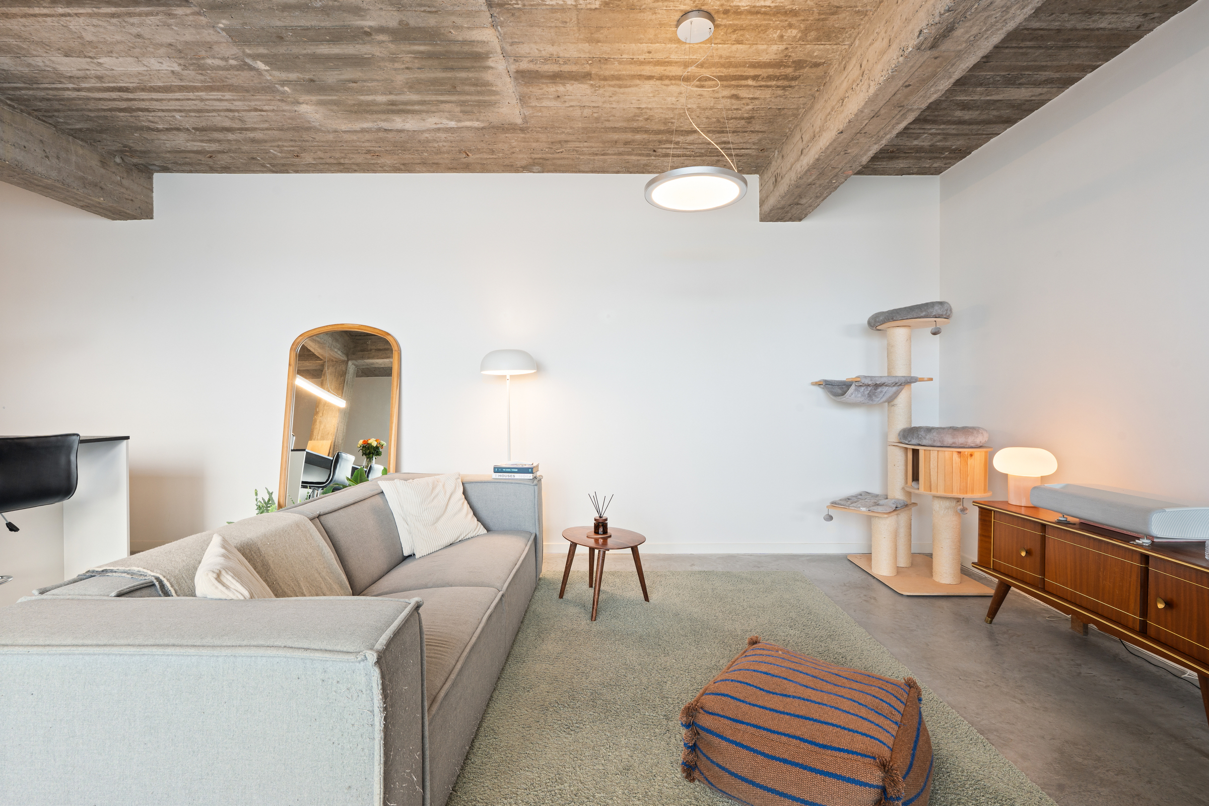 Apartment for sale in Sint-Niklaas with 2 bedrooms - photo 2